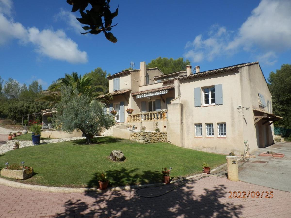 Gite Le city en Provence Lambesc Extérieur photo